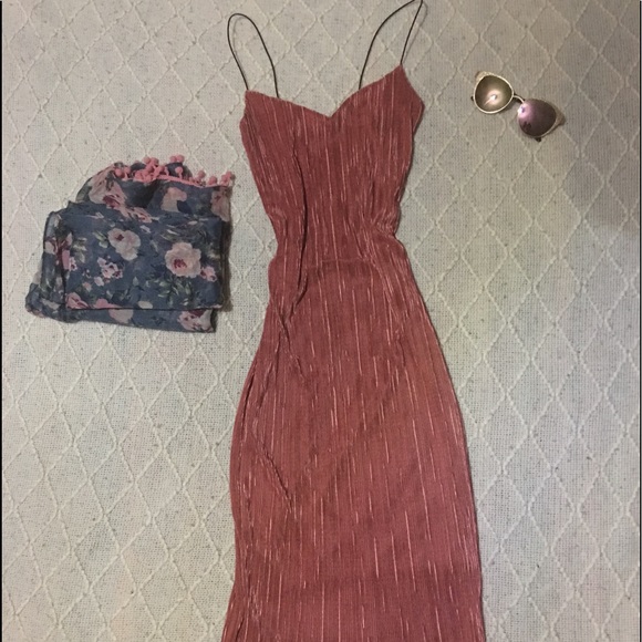Bodycon dress with spaghetti straps. - Picture 1 of 3